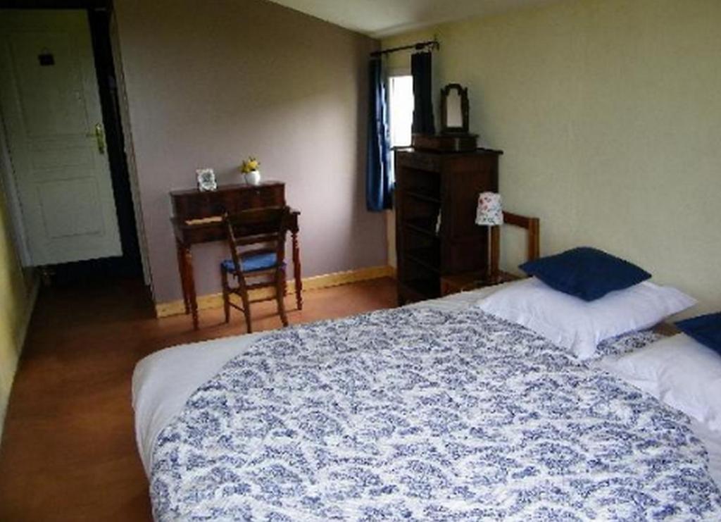 La Petite Madeleine Hotel Castillon la Bataille Ruang foto