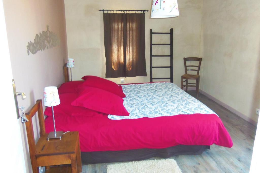 La Petite Madeleine Hotel Castillon la Bataille Ruang foto