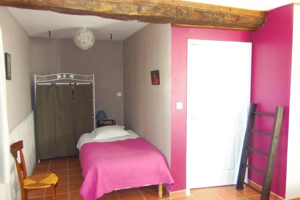 La Petite Madeleine Hotel Castillon la Bataille Ruang foto