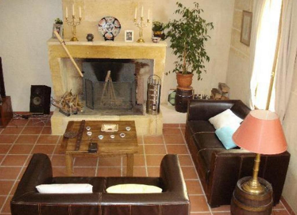 La Petite Madeleine Hotel Castillon la Bataille Bagian luar foto