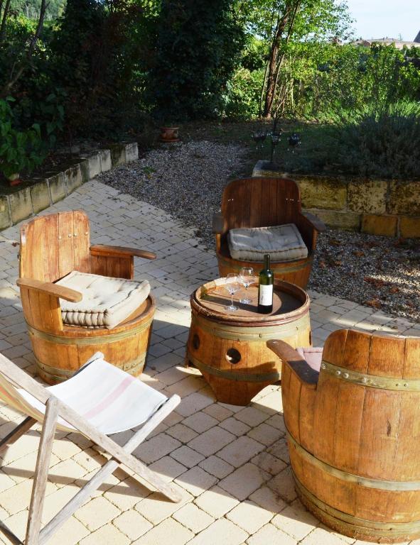 La Petite Madeleine Hotel Castillon la Bataille Bagian luar foto