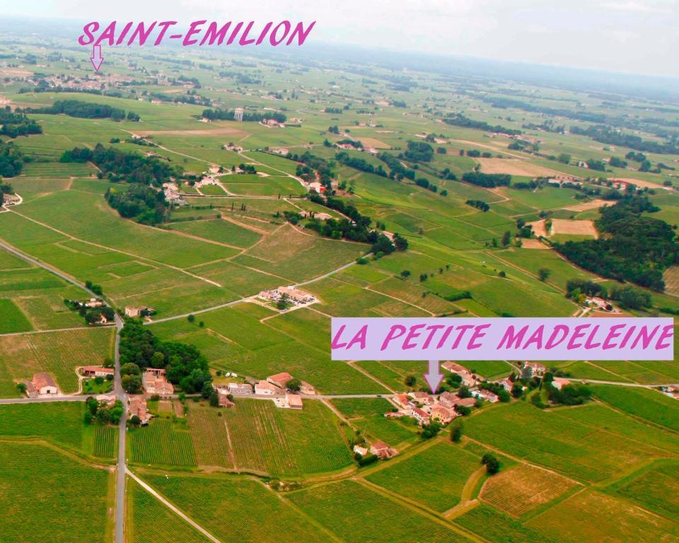La Petite Madeleine Hotel Castillon la Bataille Bagian luar foto